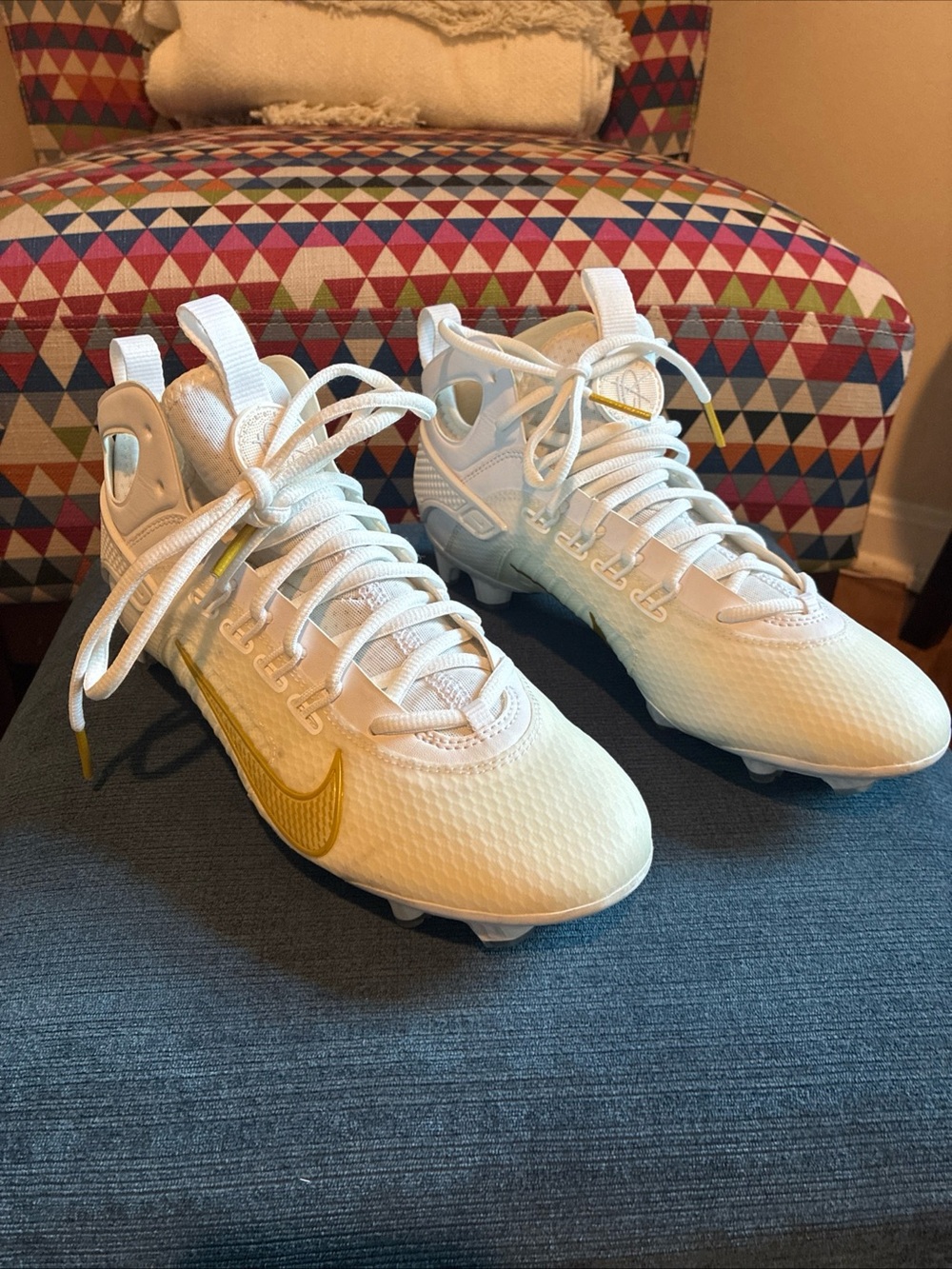 Nike Huarache 9 Elite Lacrosse Cleats - Mid size 7.5M 9W white/gold